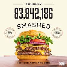 This image has an empty alt attribute; its file name is Smashburger-Classic-Double-Burger.jpg